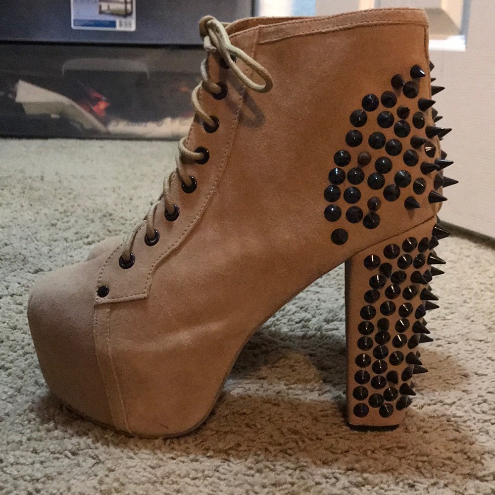 Jeffrey Campbell Taupe studded spiked lita sz 9